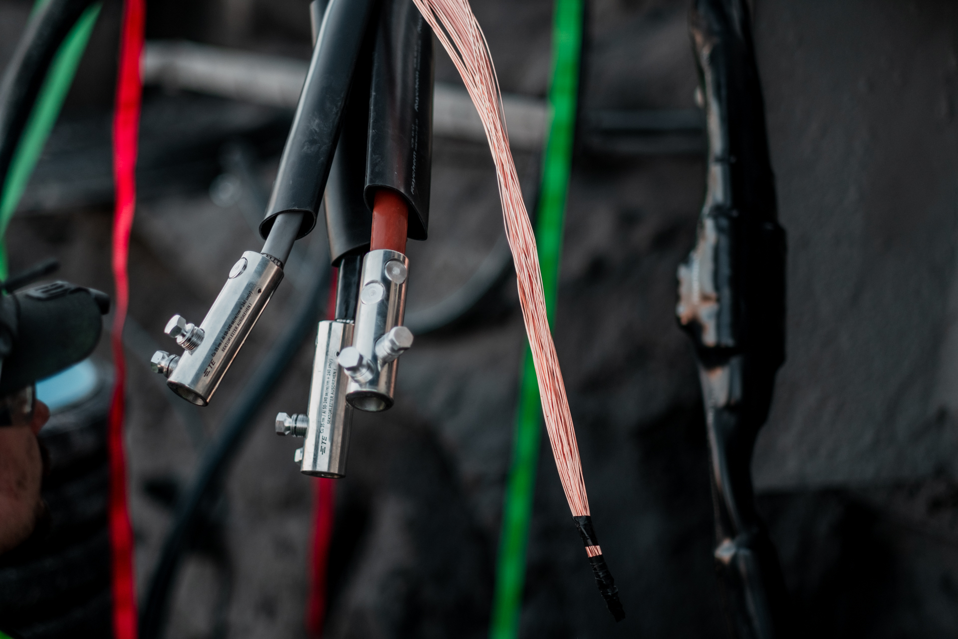 Elkoll Installation, Felsökning, Projektering, Drift & Service